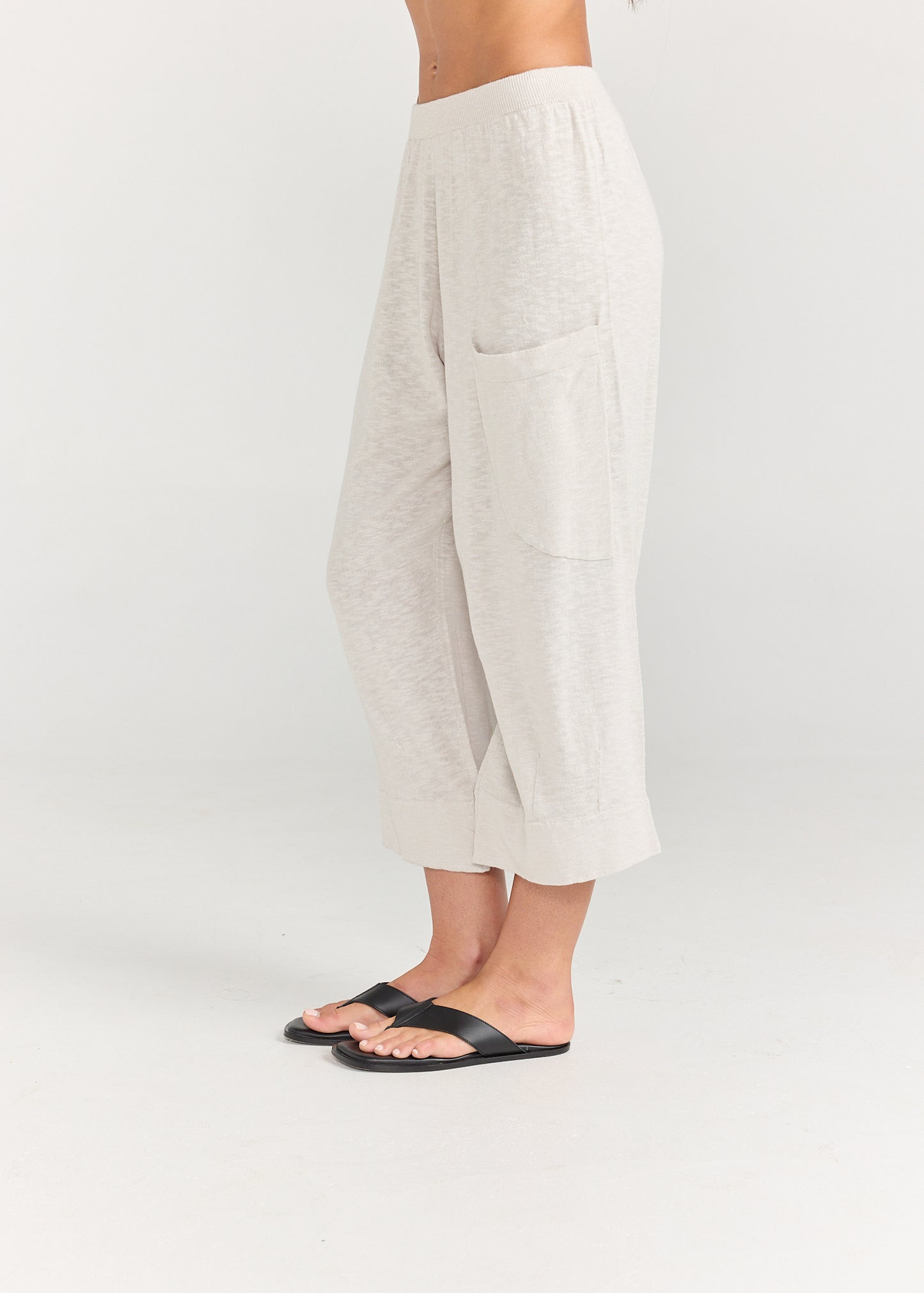 KAMIYAH PANT