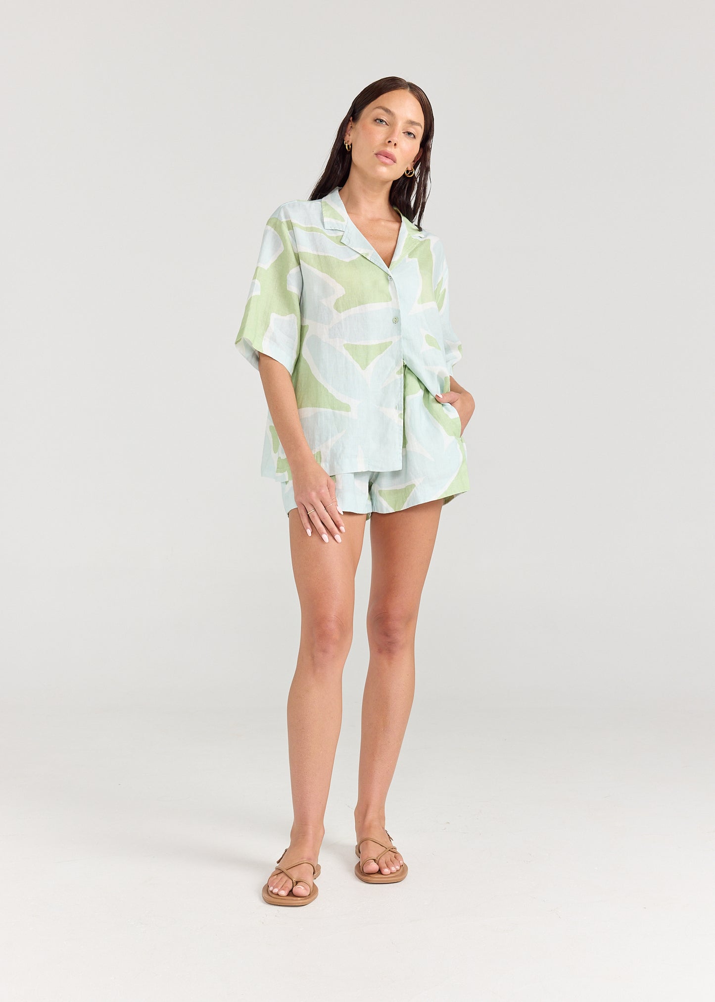 ISSY SHORT